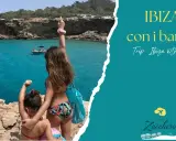Due bambine ammirano il mare cristallino di Ibiza, un'isola perfetta per una vacanza con bambini.